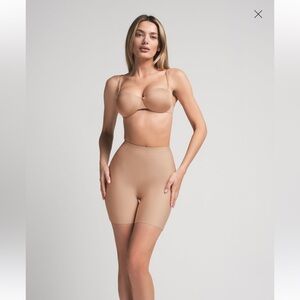 BUTT ENHANCING PADDED SHORT with free skims item for full price $20 off